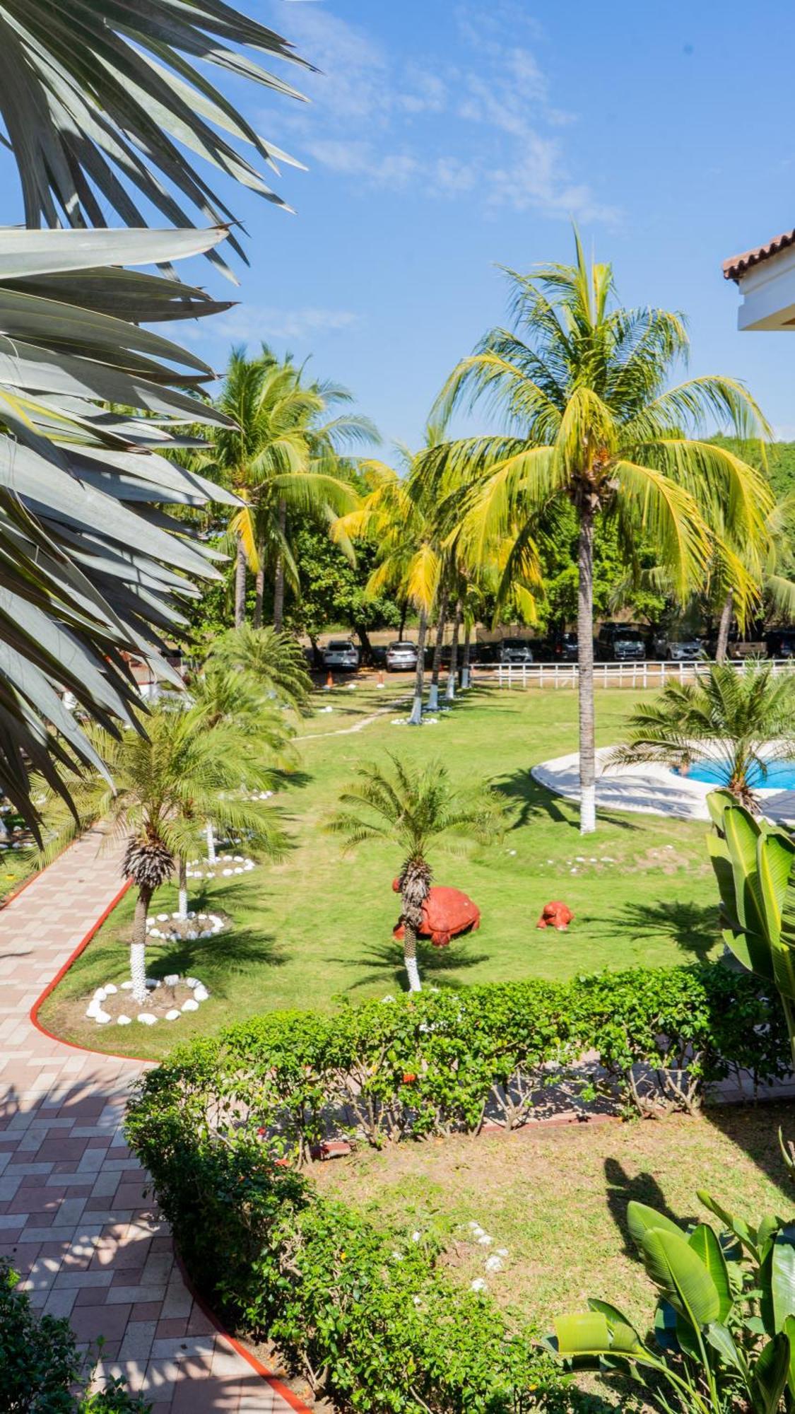 Hotel Cayman Suites مونتيريكو المظهر الخارجي الصورة