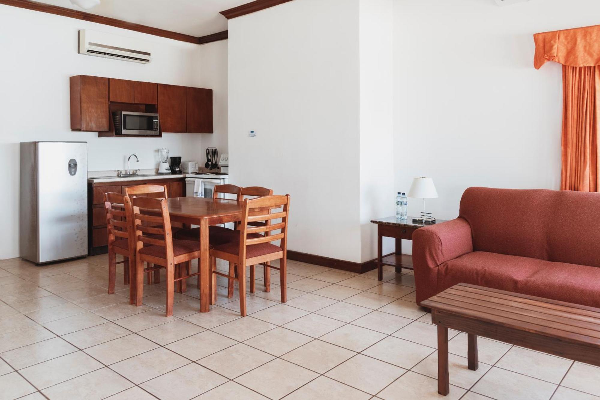 Hotel Cayman Suites مونتيريكو المظهر الخارجي الصورة