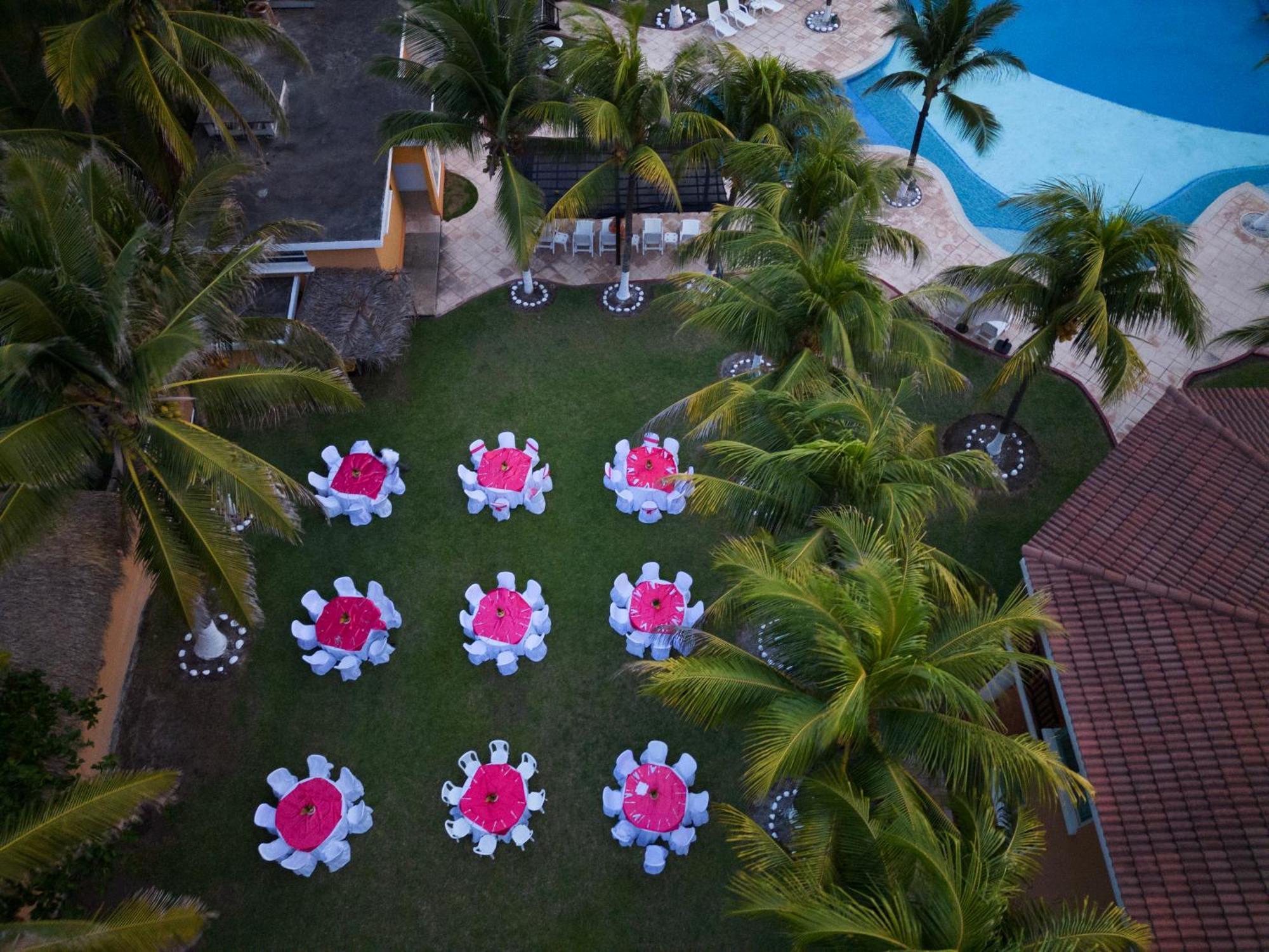 Hotel Cayman Suites مونتيريكو المظهر الخارجي الصورة