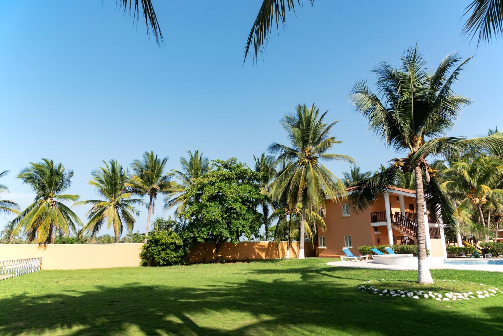 Hotel Cayman Suites مونتيريكو المظهر الخارجي الصورة