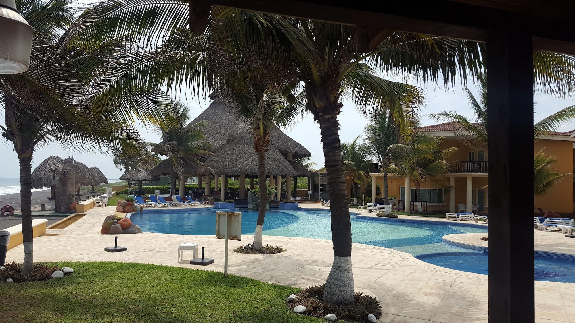 Hotel Cayman Suites مونتيريكو المظهر الخارجي الصورة